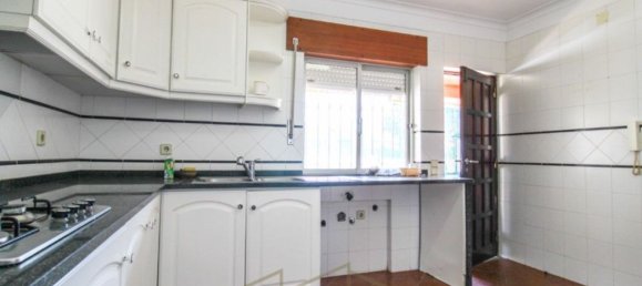 6 bedrooms House in Almada, Portugal No. 117709 13