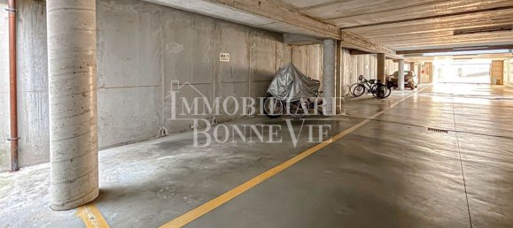 Квартира с 3 комнатами в Кадораго, Италия № 217187 60