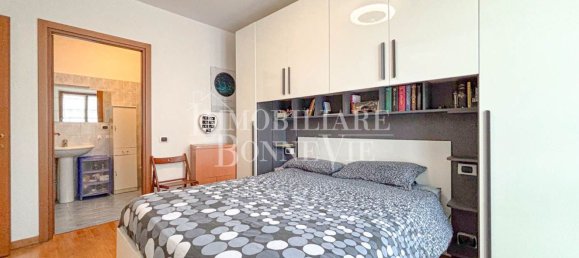 Квартира с 3 комнатами в Кадораго, Италия № 217187 34