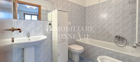 Квартира с 3 комнатами в Кадораго, Италия № 217187 41