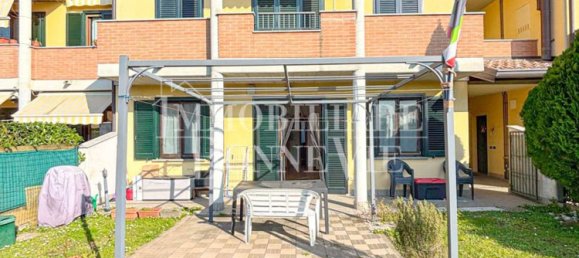 Квартира с 3 комнатами в Кадораго, Италия № 217187 11