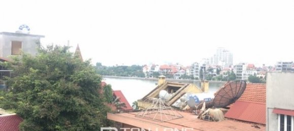 Casa de 4 dormitorios en Tay Ho, Vietnam No. 2210 19