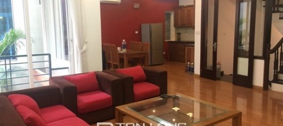 Casa de 4 dormitorios en Tay Ho, Vietnam No. 2210 5