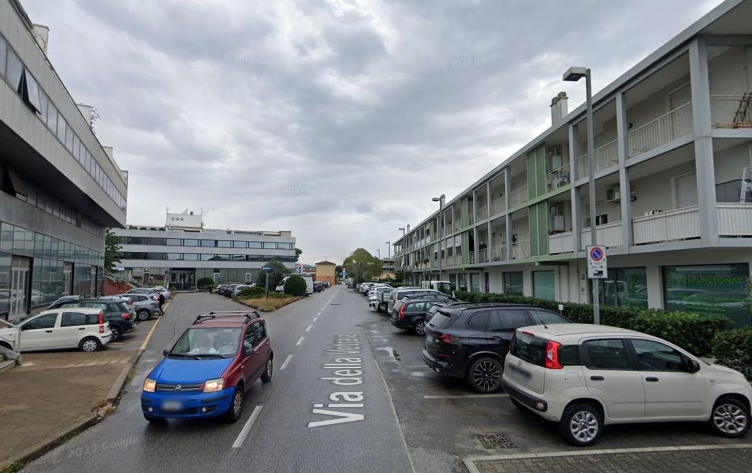 Gewerbliche Immobilie in Viareggio, Italy 73m², Nr. 332374