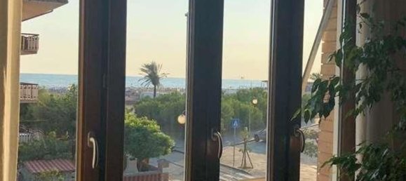 4 rooms Apartment in Grosseto, Italy No. 48757 11