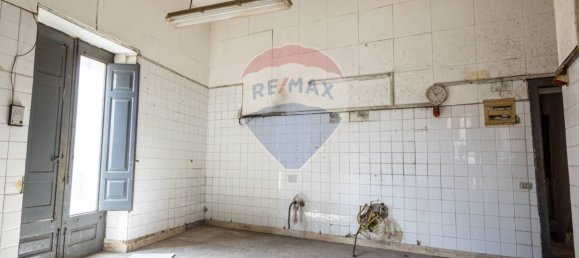 10 غرف نوم منزل في Francavilla di Sicilia, Italy رقم 261966 9