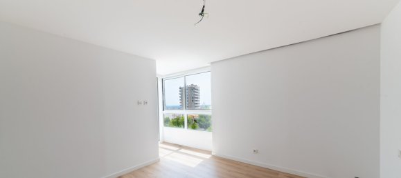 Apartamento de 3 dormitorios en Palma de Mallorca, Spain No. 54879 7