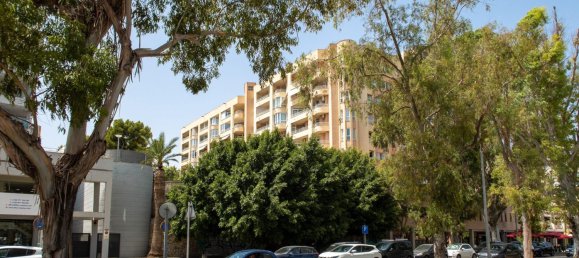 Apartamento de 3 dormitorios en Palma de Mallorca, Spain No. 54879 14