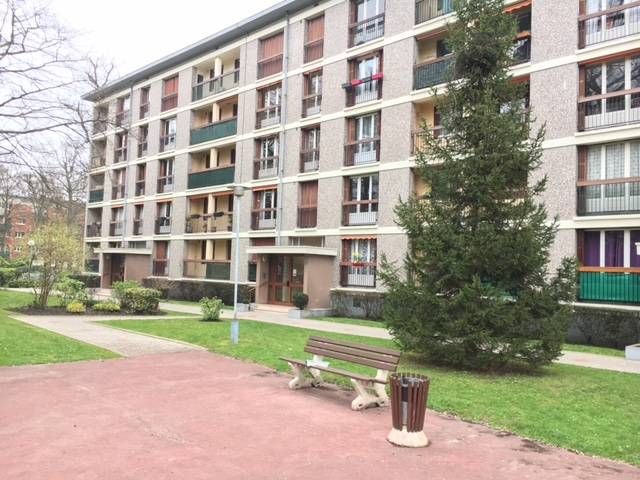 3 Schlafzimmer Wohnung in Livry-Gargan, France, Nr. 182500
