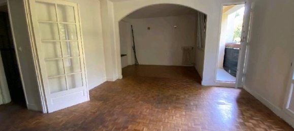 3 Schlafzimmer Wohnung in Livry-Gargan, France, Nr. 182500 5