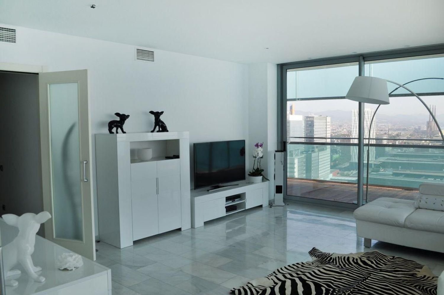 3 bedrooms Apartment in Sant Marti, Spain No. 120697