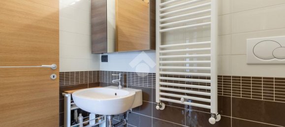 2 bedrooms Apartment in Rome, Italy No. 60612 25