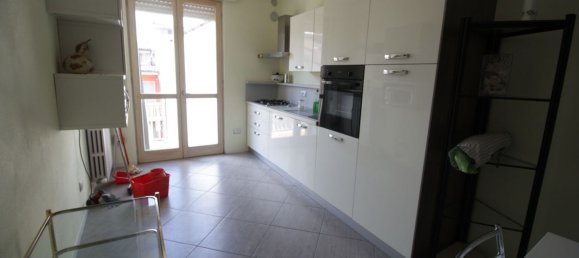 Apartamento de 2 dormitorios en Borgonovo Val Tidone, Italy No. 334852 17