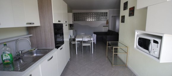 Apartamento de 2 dormitorios en Borgonovo Val Tidone, Italy No. 334852 10