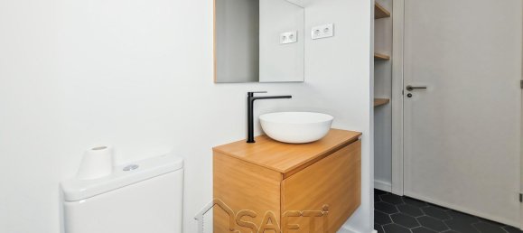 2 bedrooms Apartment in Ciutat Vella, Spain No. 67911 8