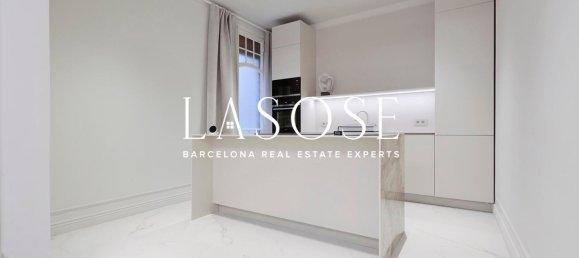 Apartamento de 4 dormitorios en Eixample, Spain No. 58657 21