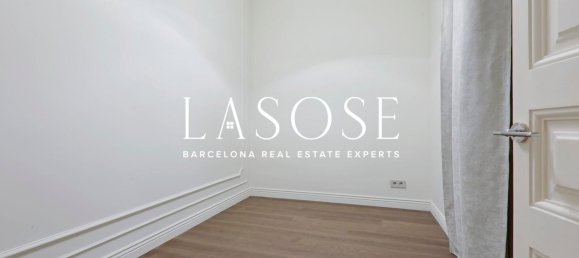 Apartamento de 4 dormitorios en Eixample, Spain No. 58657 52