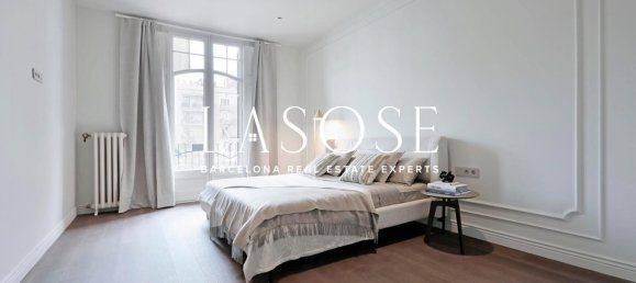 Apartamento de 4 dormitorios en Eixample, Spain No. 58657 41