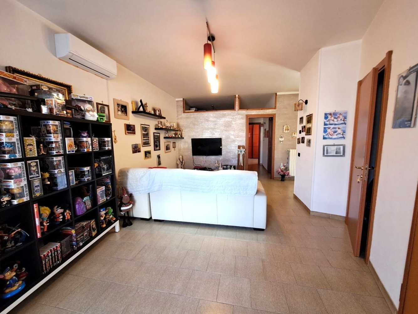 3 rooms Apartment in Acquaviva delle Fonti, Italy No. 256941