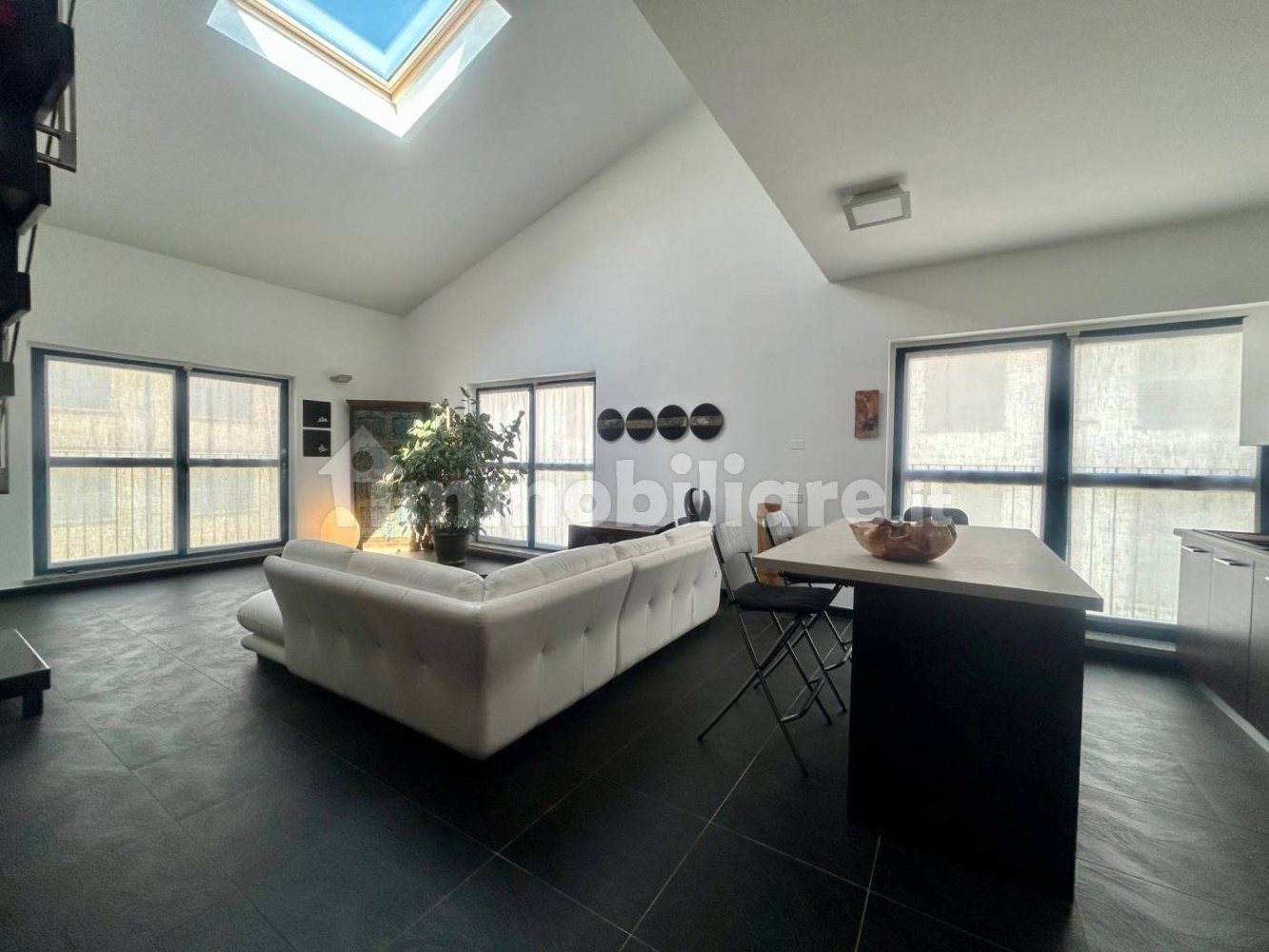 2 غرف نوم شقة في Milan, Italy رقم 257500