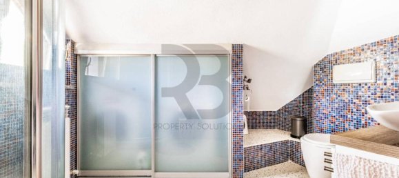 Квартира с 3 комнатами в Каронно Пертузелла, Италия № 29256 14