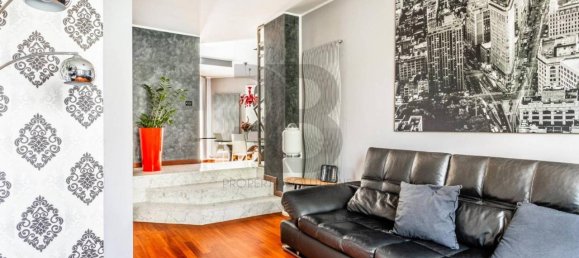 Квартира с 3 комнатами в Каронно Пертузелла, Италия № 29256 12