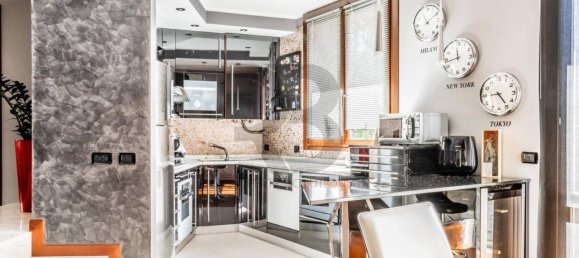 Квартира с 3 комнатами в Каронно Пертузелла, Италия № 29256 3