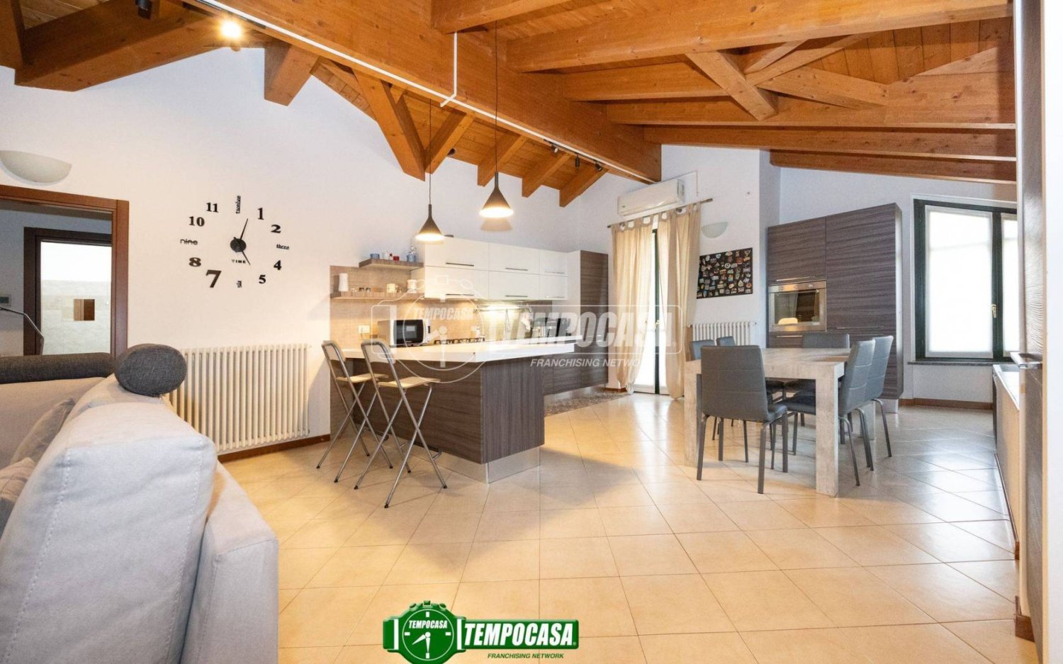 2 Schlafzimmer Wohnung in Gessate, Italy, Nr. 319929