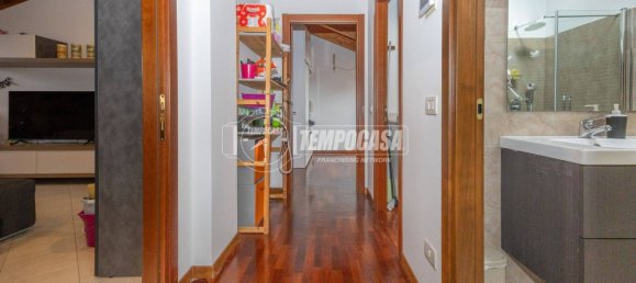 2 Schlafzimmer Wohnung in Gessate, Italy, Nr. 319929 12