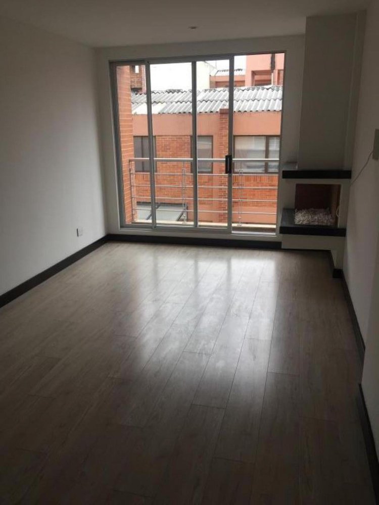 Casa de 2 dormitorios en Bogotá, Colombia No. 9984