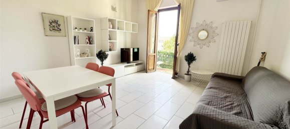 3 bedrooms Apartment in Florence, Italy No. 317265 2