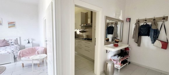 3 bedrooms Apartment in Florence, Italy No. 317265 16