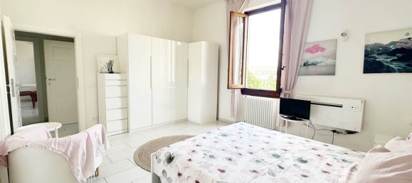 3 bedrooms Apartment in Florence, Italy No. 317265 22