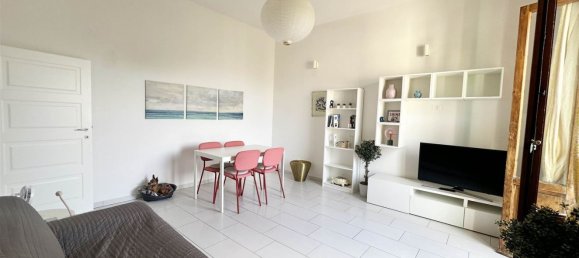 3 bedrooms Apartment in Florence, Italy No. 317265 10