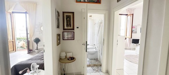 3 bedrooms Apartment in Florence, Italy No. 317265 25