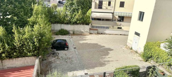 3 bedrooms Apartment in Florence, Italy No. 317265 9