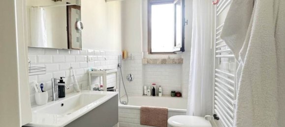 3 bedrooms Apartment in Florence, Italy No. 317265 11