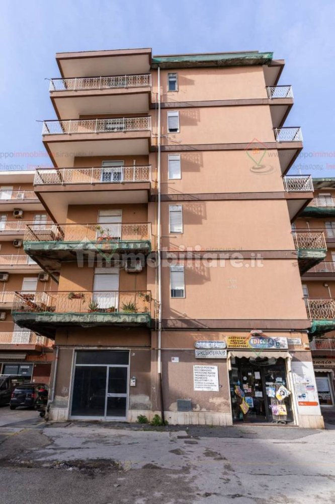 5غرفة عقار تجاري في Syracuse, Italy رقم 246138