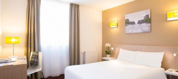 Studio in Le Havre, France, Nr. 356368 2