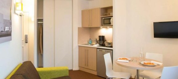 Studio in Le Havre, France, Nr. 356368 3