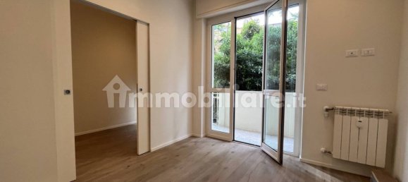Apartamento de 1 dormitorio en Genoa, Italy No. 295336 2
