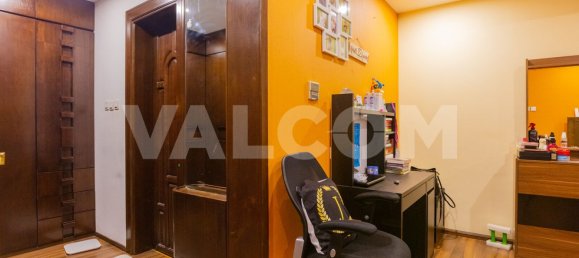 6 bedrooms Villa in Al Jafiliya, UAE No. 12809 19