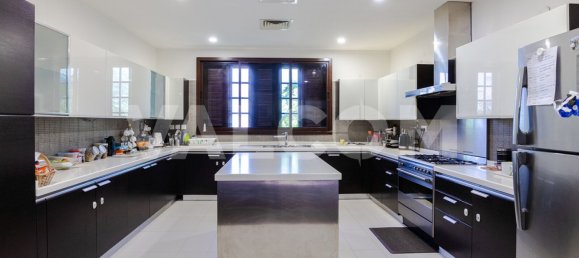 6 bedrooms Villa in Al Jafiliya, UAE No. 12809 13