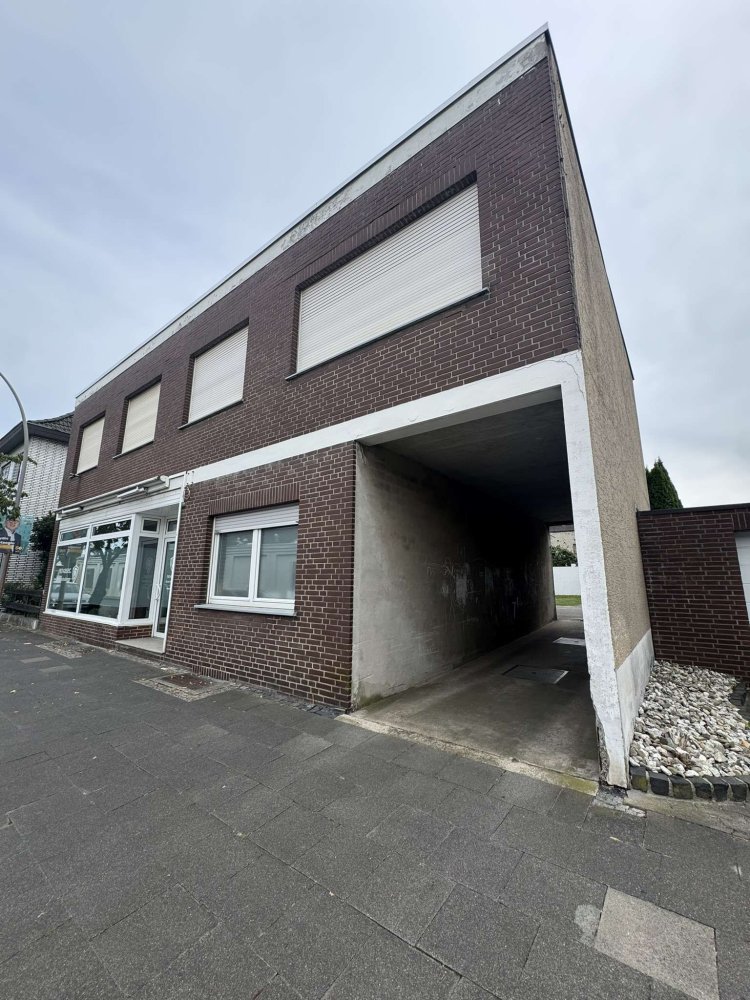 9 rooms Building in Warendorf, Germany No. 330014