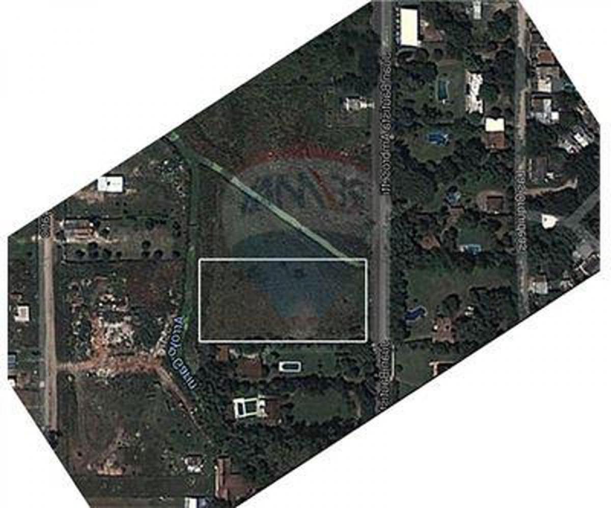 Terrain à Pilar, Argentina No. 37318