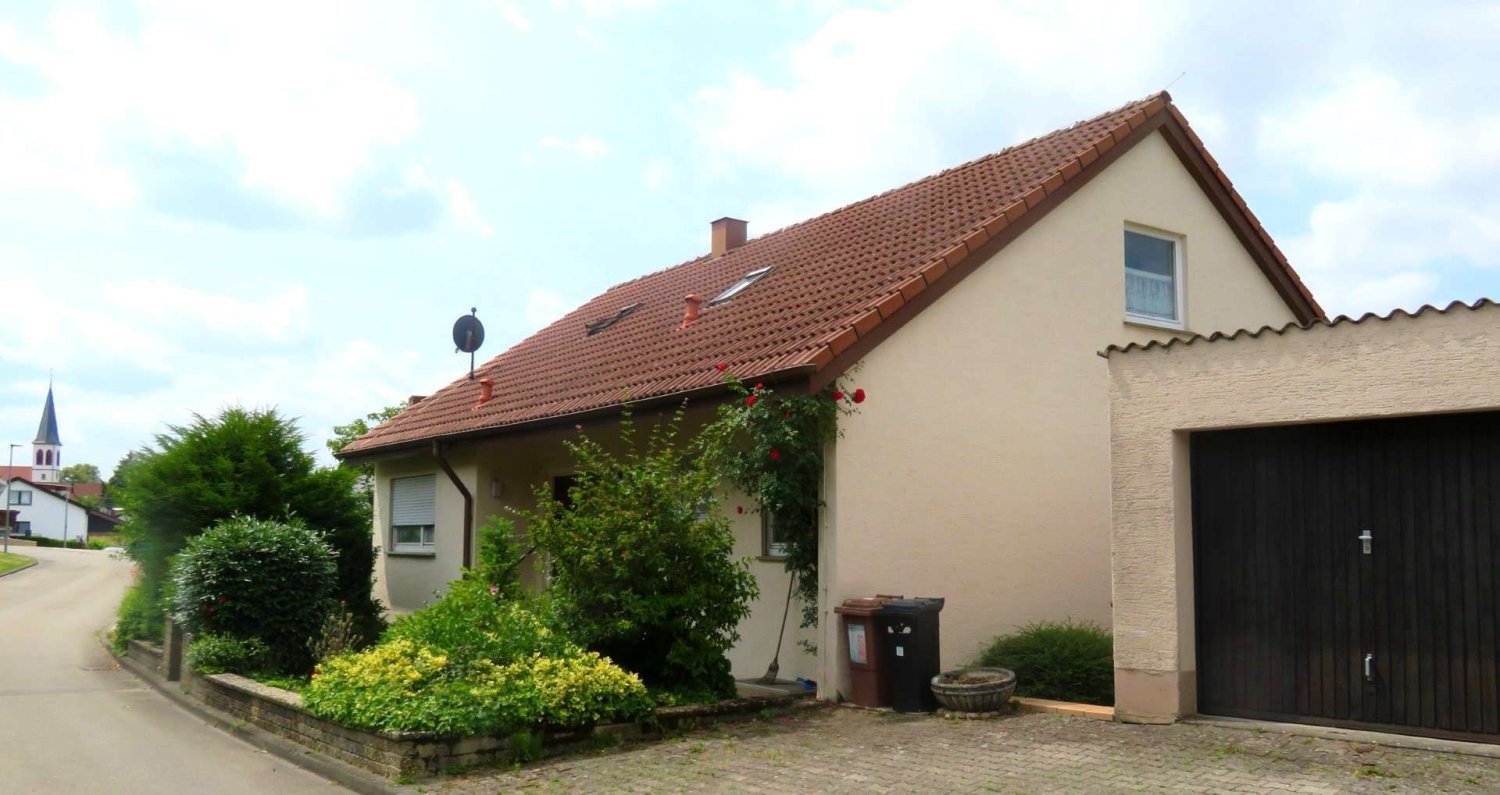 Дом с 6 спальнями в Баден-Вюртемберг, Германия № 21254