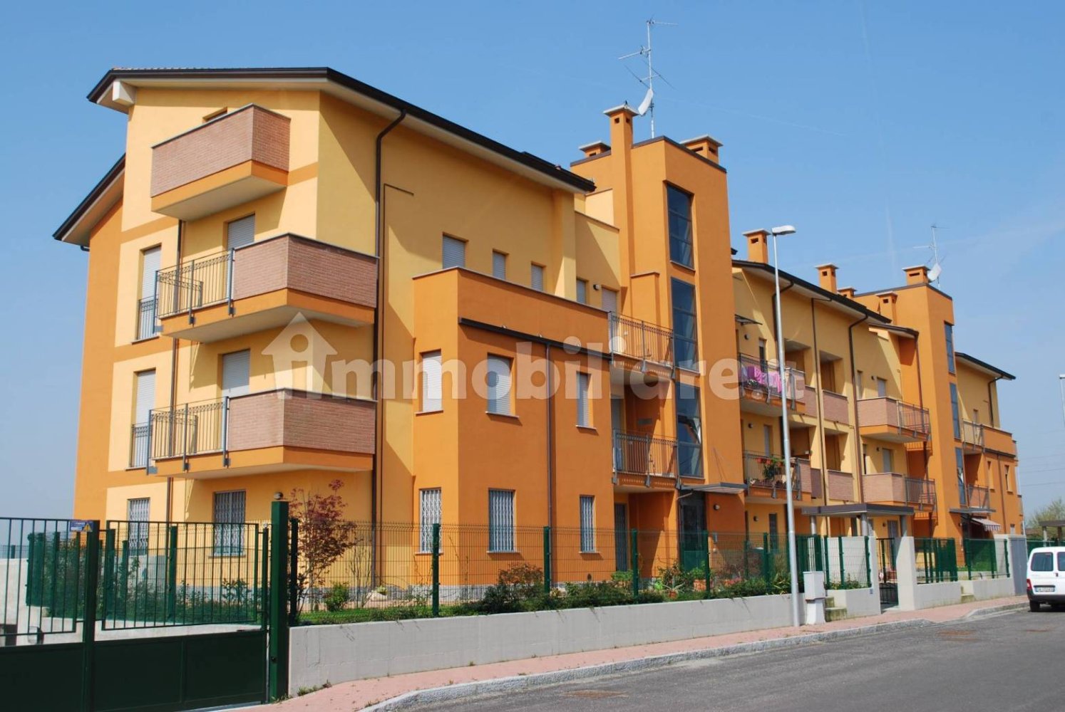 1 غرف نوم شقة في Casalpusterlengo, Italy رقم 379954