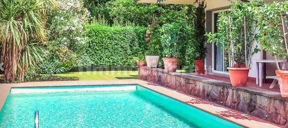 6 bedrooms Villa in Forte dei Marmi, Italy No. 325619 10