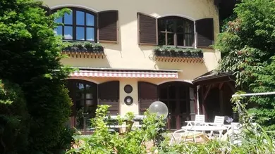 Villa de 8 divisões em Wiener Neustadt, Austria N.º 157406