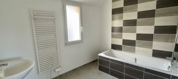 3 Schlafzimmer Haus in Saint-Nazaire, France, Nr. 280422 5